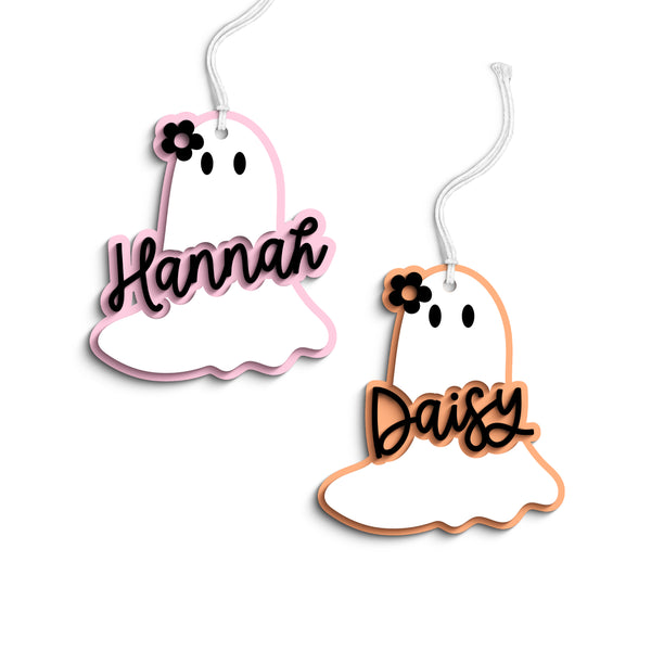The Cotton and Canvas Co. Personalized Name Ghost with Daisy Gift Tag