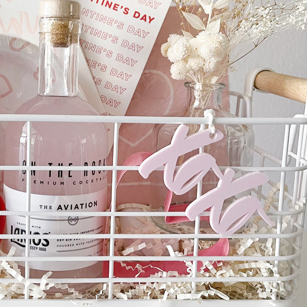 The Cotton and Canvas Co. XOXO Valentine's Day Basket Gift Tag